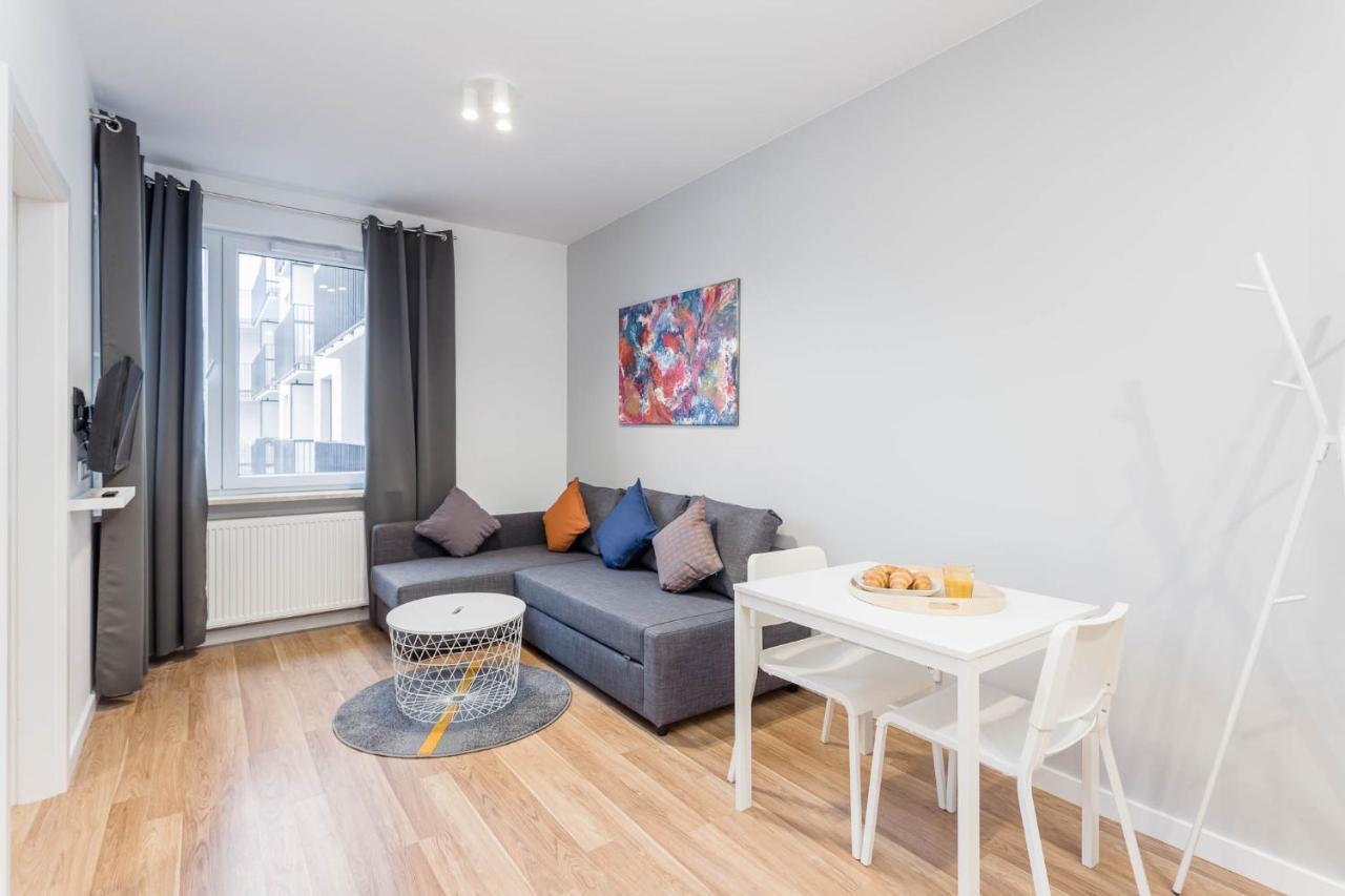 Chill Apartments Airport Ursynow Варшава Экстерьер фото