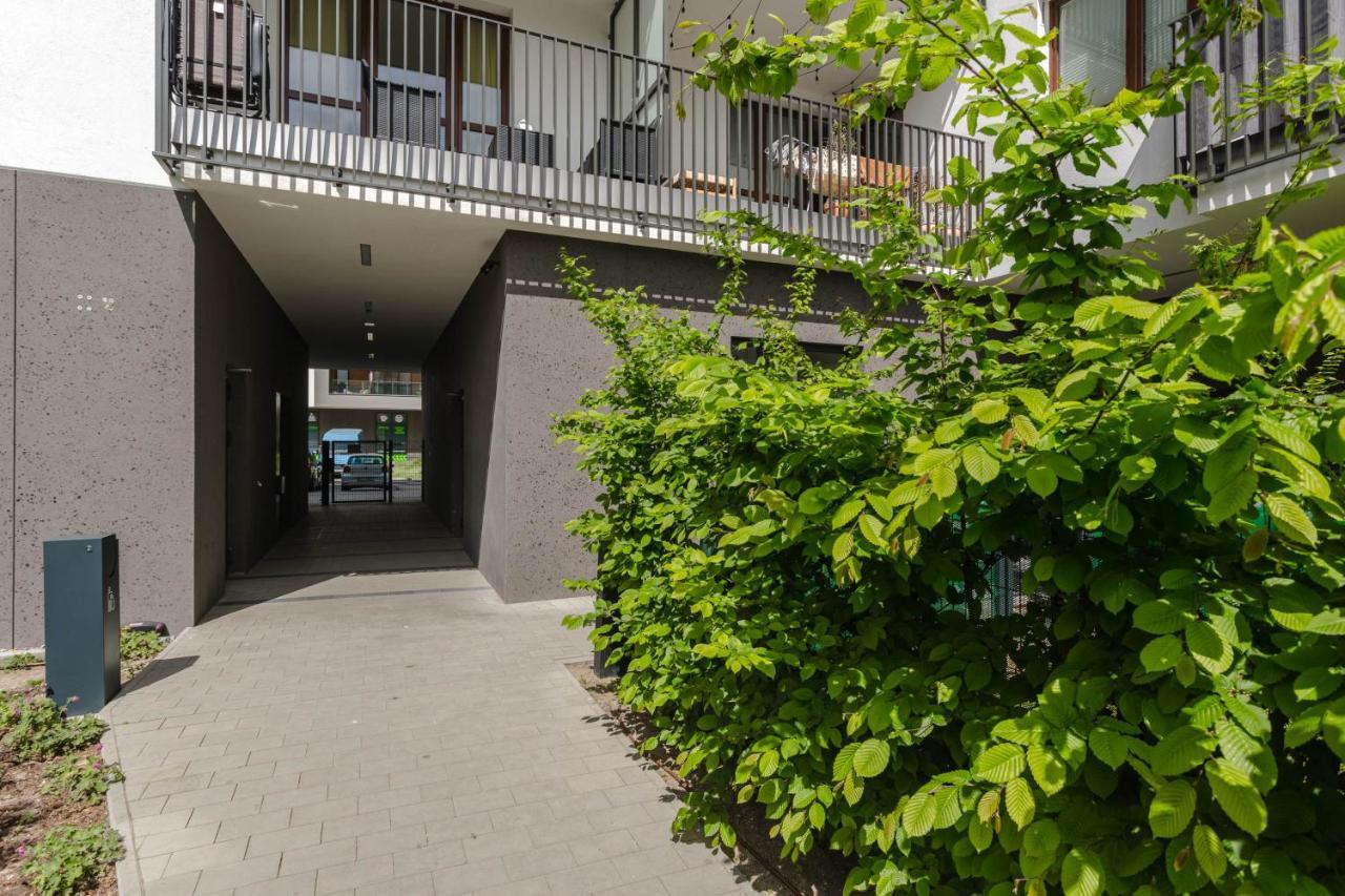 Chill Apartments Airport Ursynow Варшава Экстерьер фото