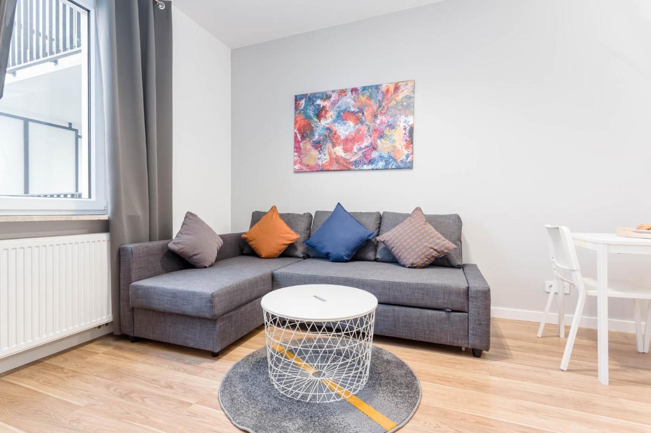 Chill Apartments Airport Ursynow Варшава Экстерьер фото