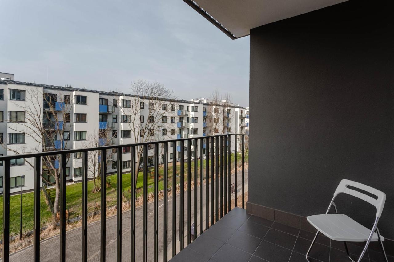 Chill Apartments Airport Ursynow Варшава Экстерьер фото