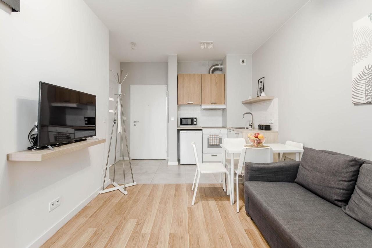 Chill Apartments Airport Ursynow Варшава Экстерьер фото